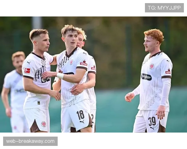 消息：多家德甲俱乐部运动科学负责人赴美国考察可穿戴设备新技术